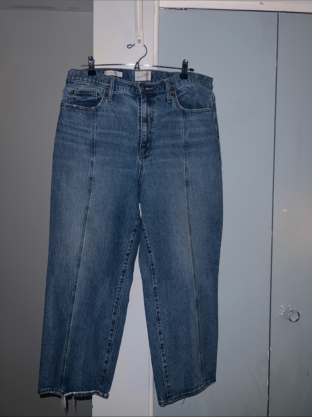 Universal Thread Mid-Rise Straight Leg Jeans - Denim Blue